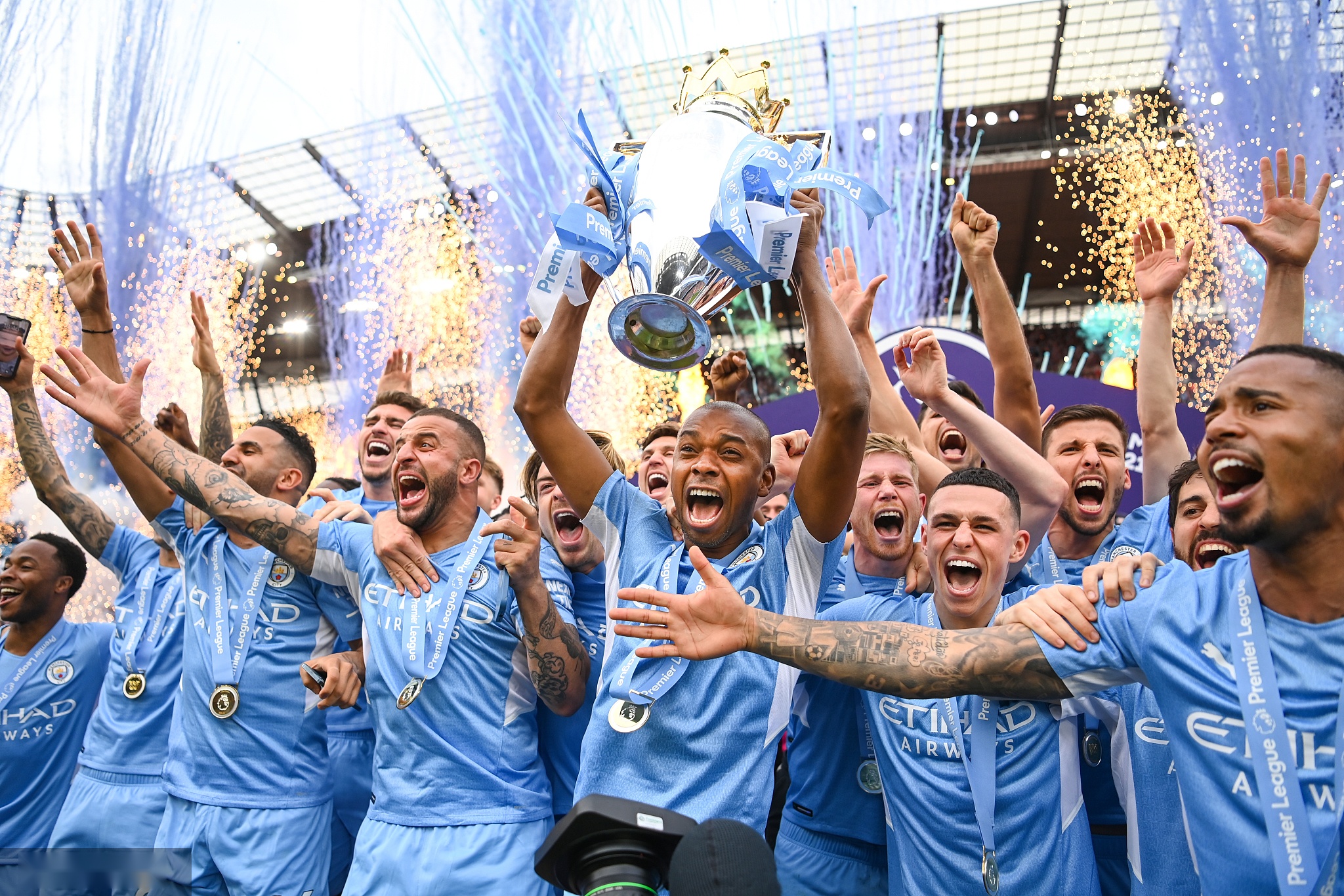 以其在球场 以其在球场