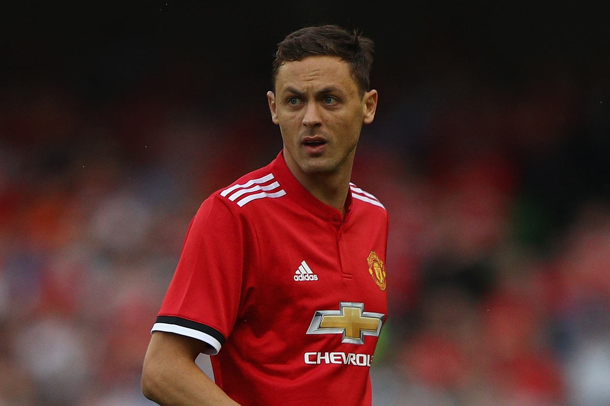 某知名足球 某知名足球